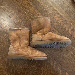 Chestnut Classic Short Ugg Boots